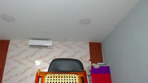 strong_george1 online show from 01/24/25, 09:15