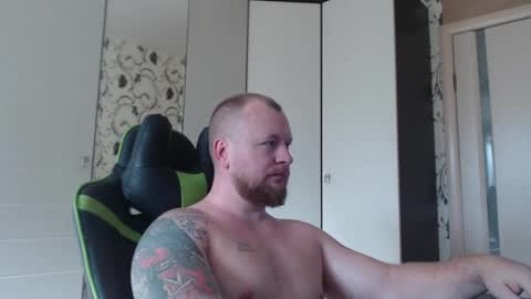 Alex online show from 10/21/25, 08:37