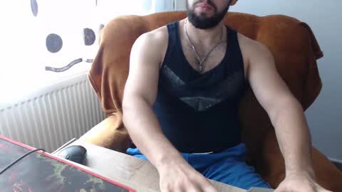 StrongCoffee online show from 11/04/25, 06:45