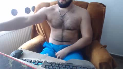 StrongCoffee online show from 11/12/25, 07:42