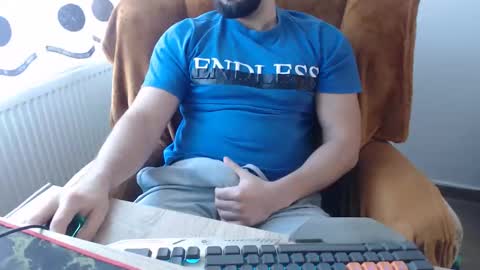 StrongCoffee online show from 11/19/25, 08:47