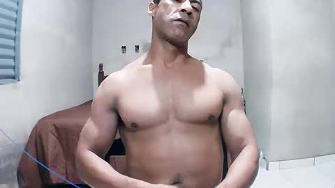 Snapshot of strongdaddyfantastic chatting on 04/23/26, 03:41 strongdaddyfantastic online show from 04/23/26, 03:41