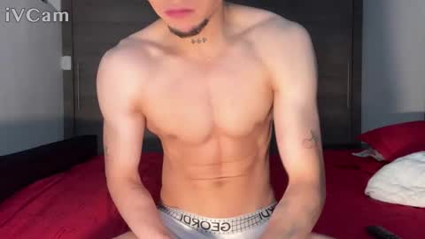 stronghardlatino online show from 04/30/26, 04:19