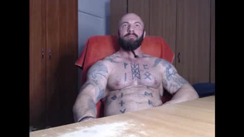 StrongIvan online show from 11/02/25, 06:54