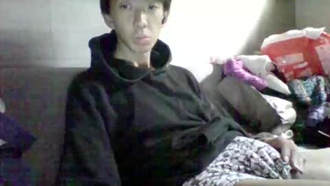 Asian boy online show from 01/15/26, 05:38
