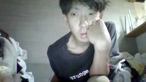 Asian boy online show from 05/31/26, 04:03