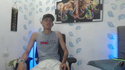 stuart_17 online show from 10/07/25, 02:25