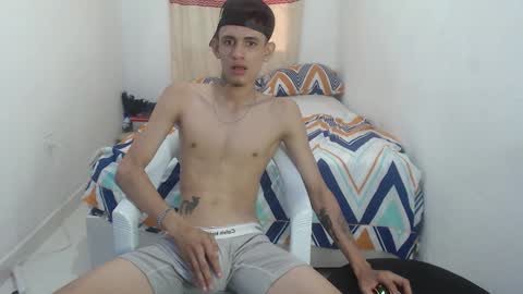 stuart_17 online show from 10/23/25, 03:11