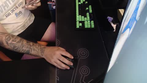 stud69861714 online show from 09/19/25, 07:10