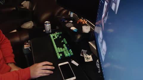 stud69861714 online show from 10/15/25, 04:23