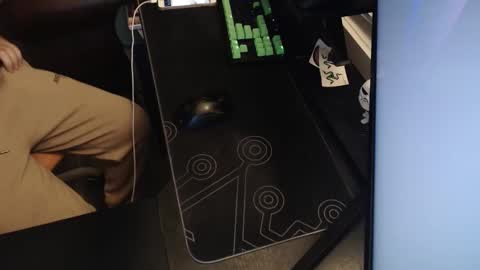 stud69861714 online show from 11/15/25, 08:00