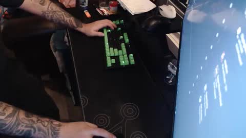 stud69861714 online show from 01/10/26, 06:26