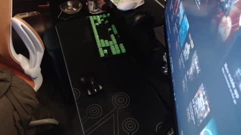 stud69861714 online show from 02/21/26, 08:15