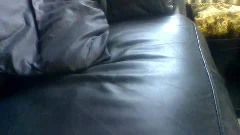 stud_1975 online show from 12/27/24, 10:01