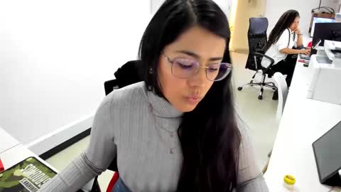 studcb_ online show from 01/31/25, 07:51