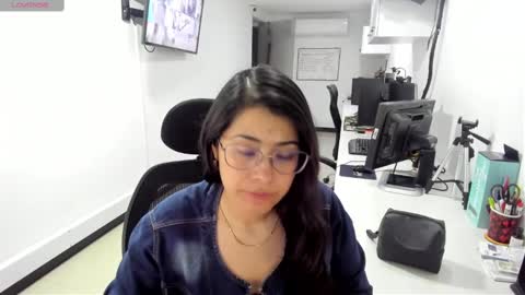 studcb_ online show from 09/30/25, 10:48