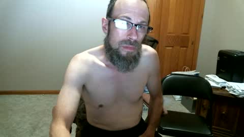 studcock6977 online show from 10/02/25, 04:36