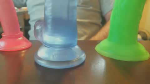 Snapshot of studinto chatting on 02/16/25, 04:21 BadBrad online show from 02/16/25, 04:21