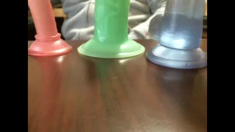 Snapshot of studinto chatting on 10/12/25, 07:40 BadBrad online show from 10/12/25, 07:40