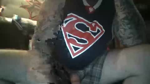 Snapshot of studio311 chatting on 11/14/25, 02:32 studio311 online show from 11/14/25, 02:32