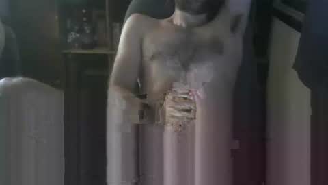 Snapshot of studmuffin9133 chatting on 12/21/25, 07:10 studmuffin9133 online show from 12/21/25, 07:10