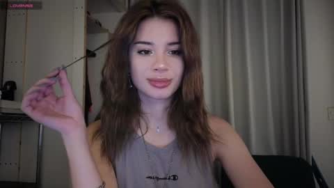 Sofa online show from 04/25/26, 09:01