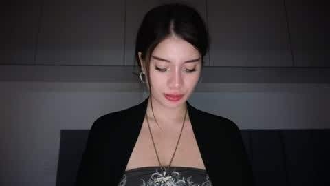 Sofa online show from 06/30/26, 01:50