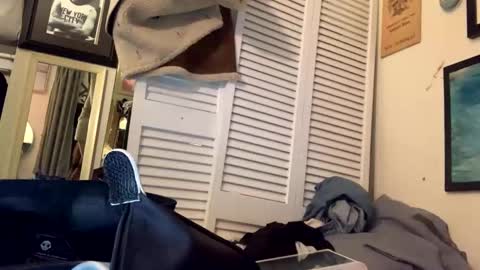 Snapshot of stxllaxcx chatting on 09/21/25, 10:06 stxllaxcx online show from 09/21/25, 10:06