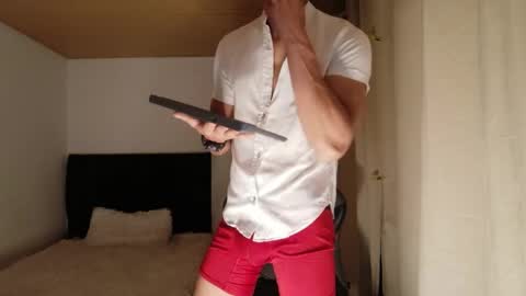 Snapshot of stylishman01 chatting on 04/02/26, 12:25 stylish man online show from 04/02/26, 12:25