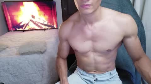 stylish man online show from 05/20/26, 07:20