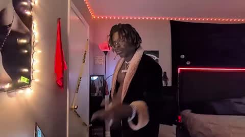 Hot Chocolate online show from 09/14/25, 10:42