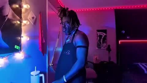 Snapshot of suavechocolatecity chatting on 11/22/25, 12:04 Hot Chocolate online show from 11/22/25, 12:04