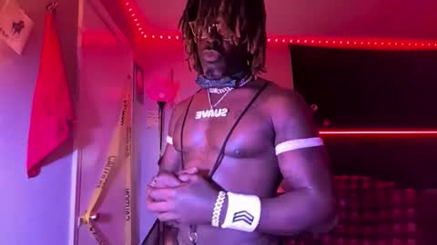 Snapshot of suavechocolatecity chatting on 02/04/26, 11:05 Hot Chocolate online show from 02/04/26, 11:05