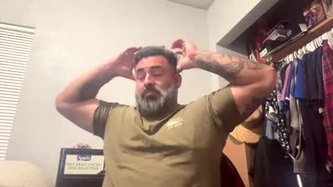 suavecito67 online show from 11/18/25, 03:56