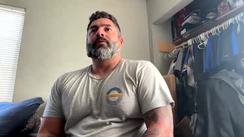 Snapshot of suavecito67 chatting on 05/16/26, 10:41 suavecito67 online show from 05/16/26, 10:41