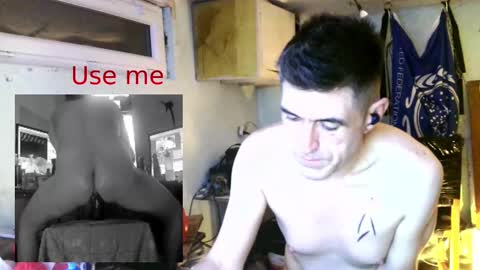 Snapshot of sub4black chatting on 03/12/25, 01:14 Sub2ChocoLad online show from 03/12/25, 01:14