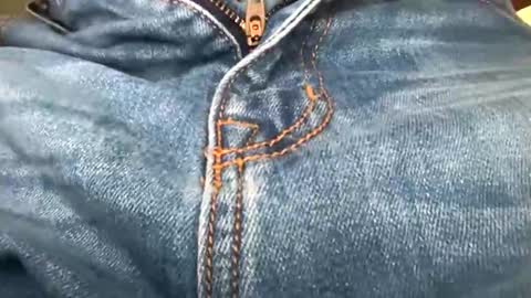 Snapshot of sub_boy221059 chatting on 12/17/25, 11:49 sub_boy221059 online show from 12/17/25, 11:49