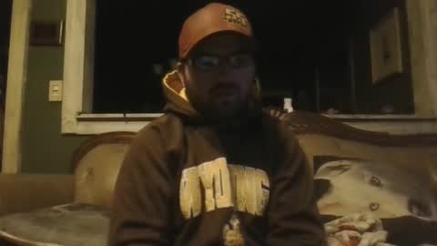 Snapshot of sub_michael41 chatting on 10/31/25, 04:02 sub_michael41 online show from 10/31/25, 04:02