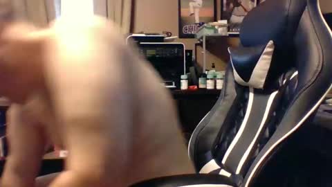 subbyboi41 online show from 05/01/26, 03:49