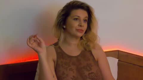 Carla online show from 10/21/25, 09:59