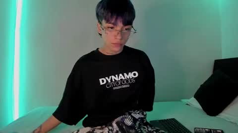 nico online show from 02/08/25, 04:57