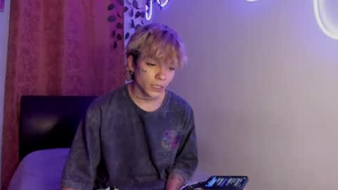 nico online show from 04/25/26, 07:11