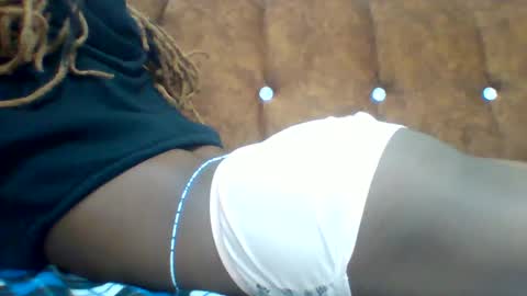 submissive_slut001 online show from 01/08/25, 02:35