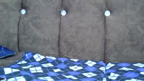 submissive_slut001 online show from 01/10/25, 06:49