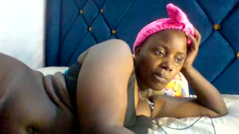 submissive_slut001 online show from 11/22/25, 12:04