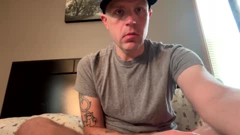 Snapshot of submissivebrett381 chatting on 04/28/26, 12:54 submissivebrett381 online show from 04/28/26, 12:54