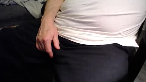 Snapshot of subswichuser00060960 chatting on 01/24/25, 01:03 subswitchuser online show from 01/24/25, 01:03