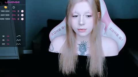 succubus_leslie online show from 11/13/25, 11:03
