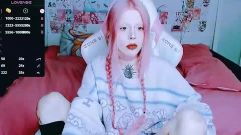 succubus_leslie online show from 04/16/26, 12:11
