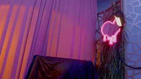 Succubus RoseMilk online show from 05/18/26, 12:18